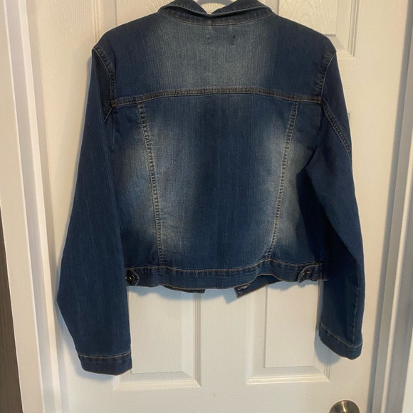 Faded jean jacket - Picture 2 of 2